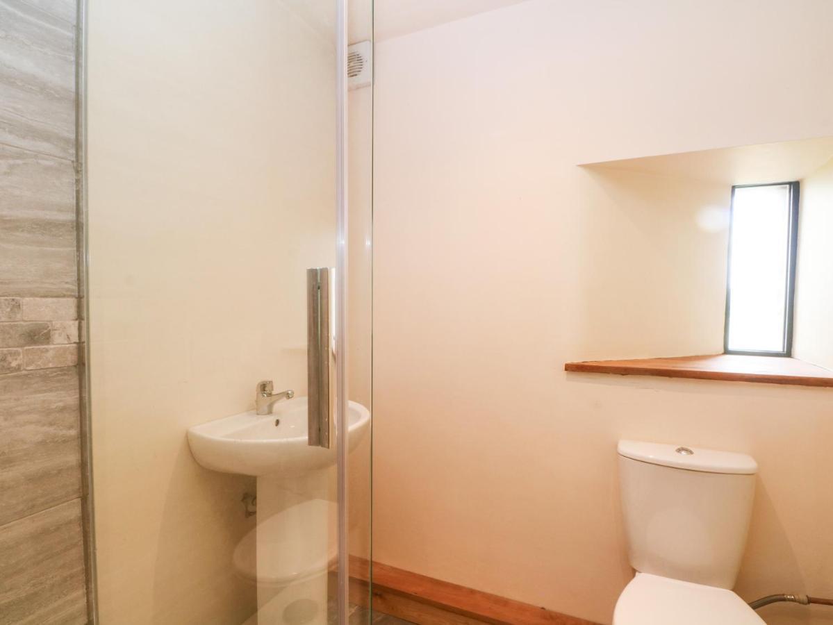 Bowland Barn Villa แลงคาสเตอร์ ภายนอก รูปภาพ
