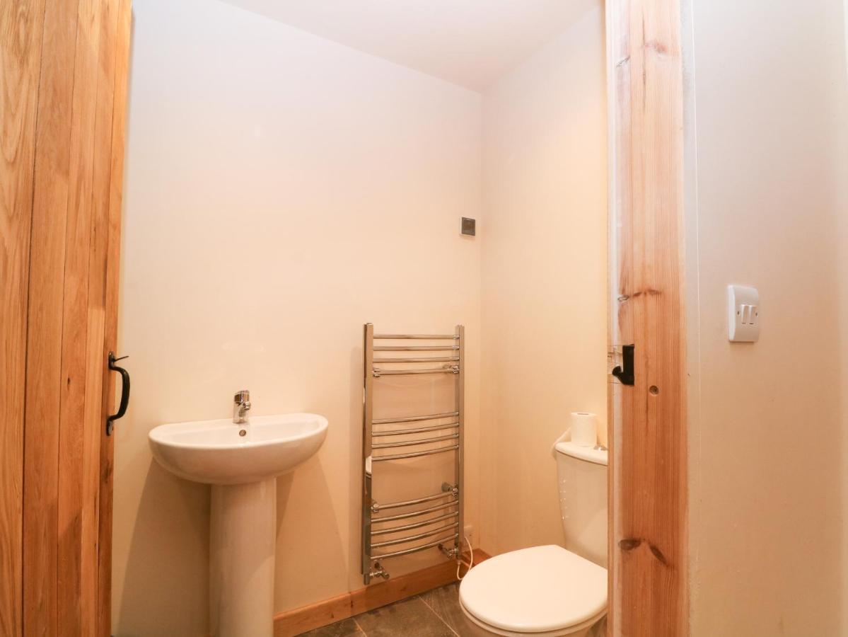 Bowland Barn Villa แลงคาสเตอร์ ภายนอก รูปภาพ