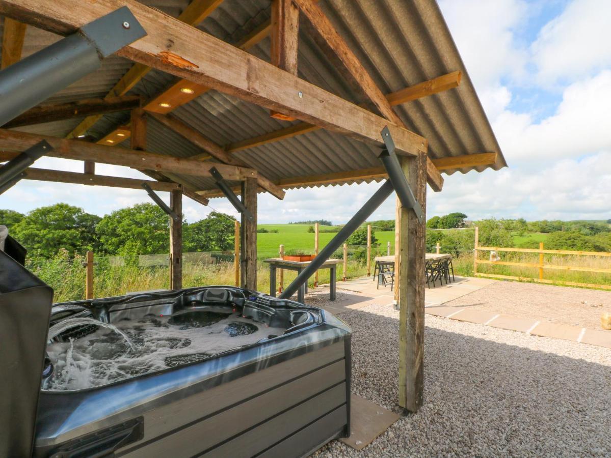 Bowland Barn Villa แลงคาสเตอร์ ภายนอก รูปภาพ